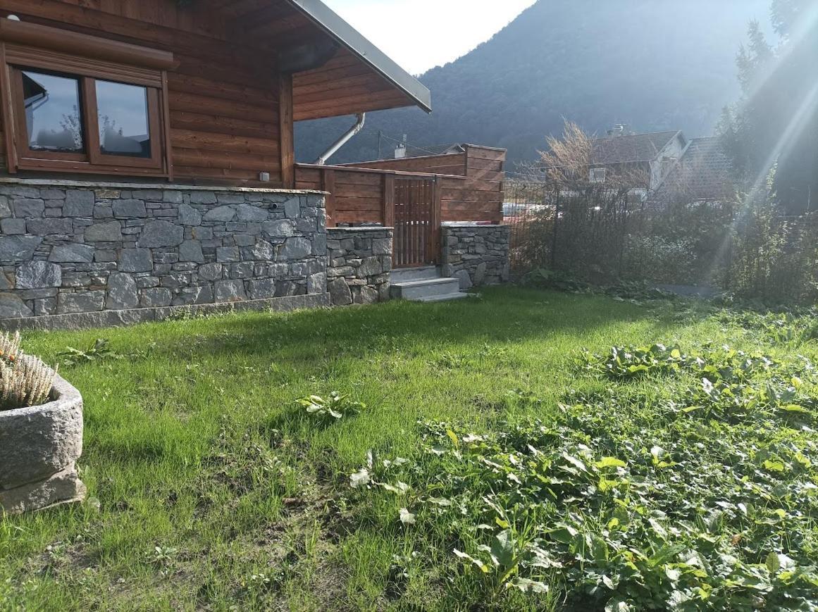 Joli Appart Terrasse Et Jardinet Albertville Esterno foto
